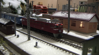 uvs140221-002s.jpg